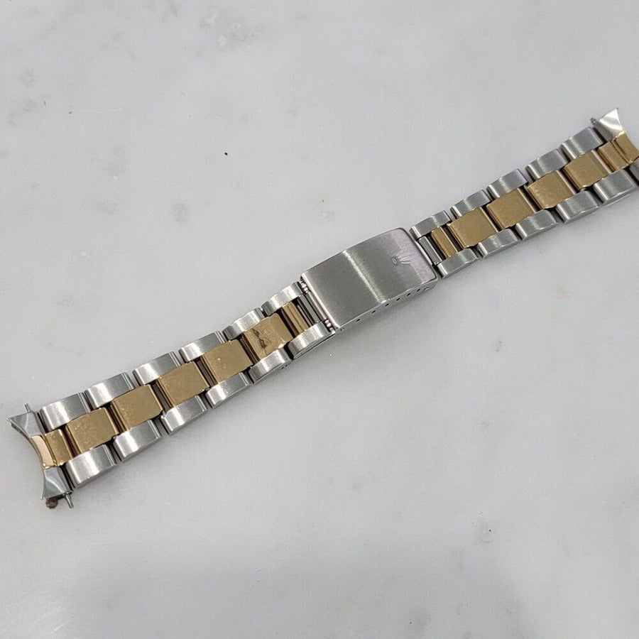 43708112